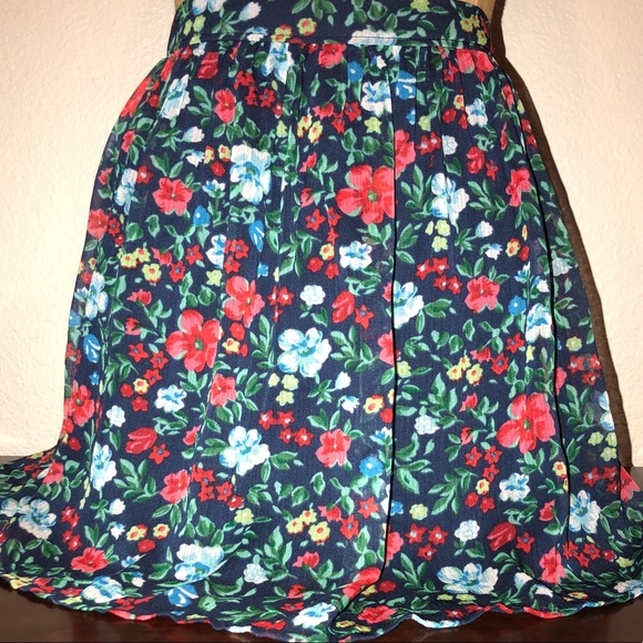 Hollister Floral Skirt - Picture 1 of 4